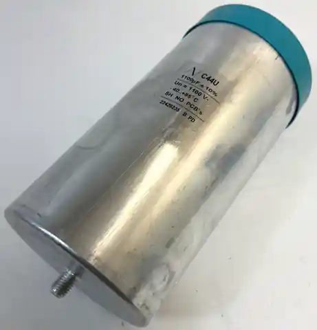 Kemet C44U Folienkondensator 1100μF 10% / 1100V dc | C44UQGT7110M53K Kondensator Neu