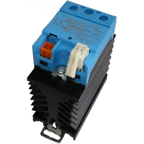 Halbleiterrelais, 8-30 VDC, 200-260 VAC, 125 A, Schraubmontage, SO400300 Beliebt